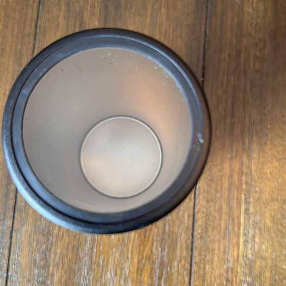 Bass Pro Shop Slim Can Cooler 12 oz - Picture 4 of 5